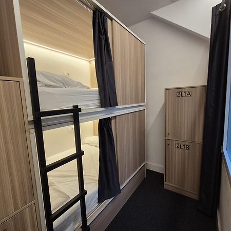 Hostel Siesta & Go Мадрид Екстериор снимка