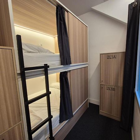 Hostel Siesta & Go Мадрид Екстериор снимка