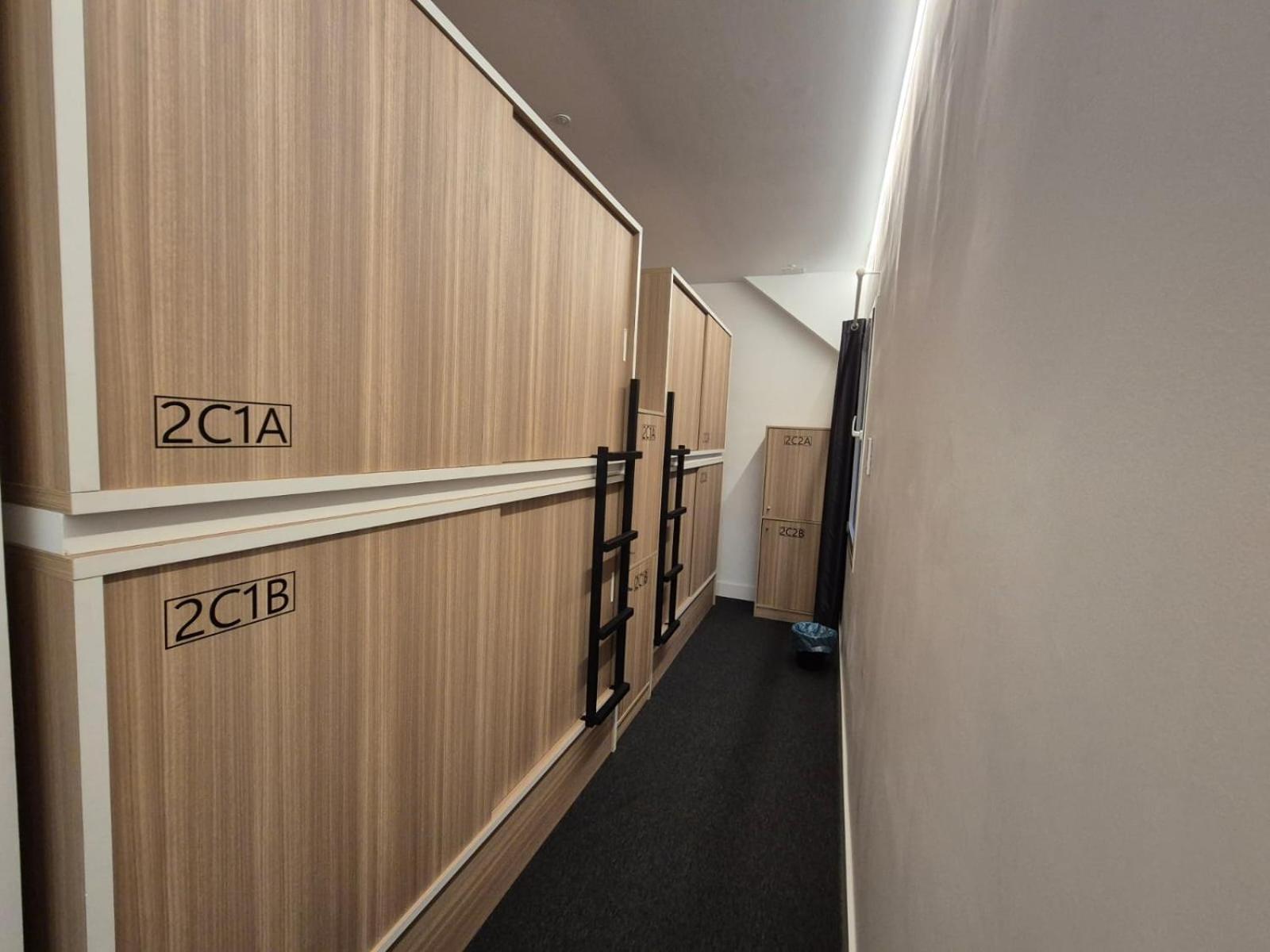 Hostel Siesta & Go Мадрид Екстериор снимка